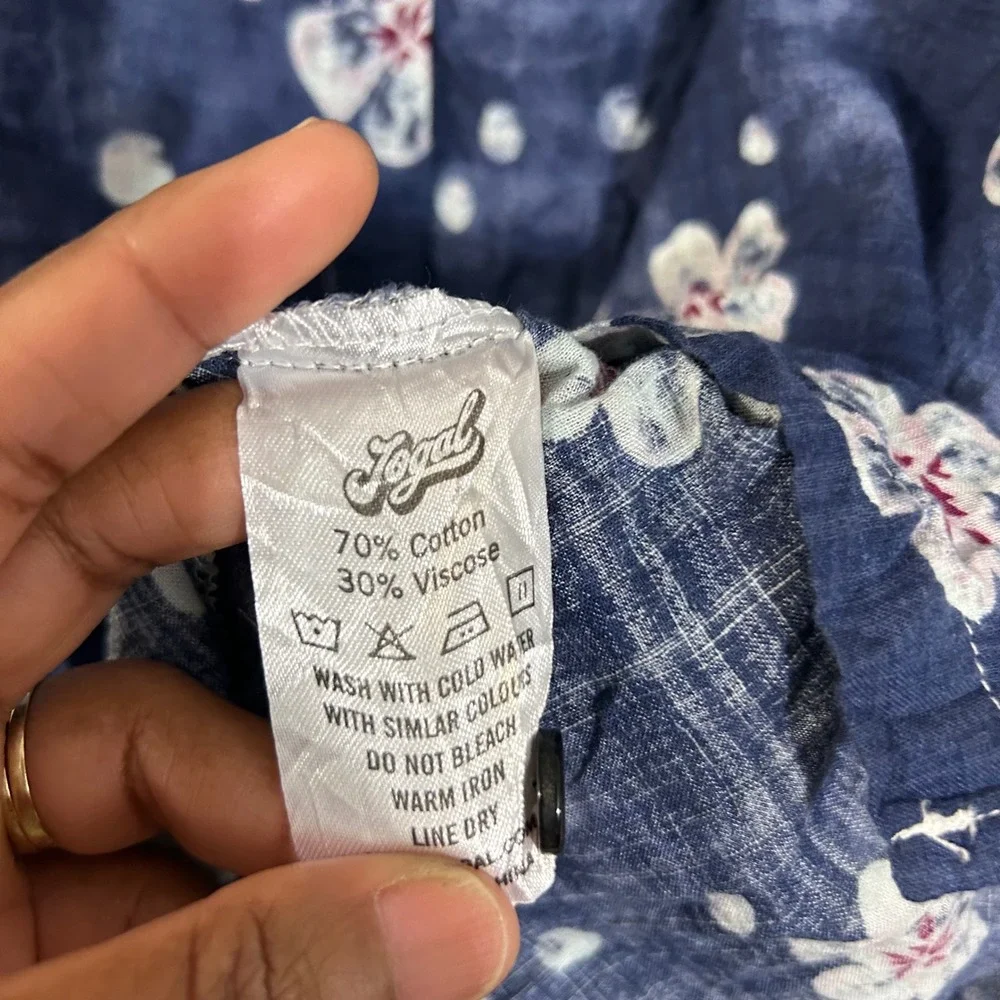 JOGAL Floral Print Button Up Shirt Women's Medium‎ Blue White Short Sleeve - Picture 5 of 6